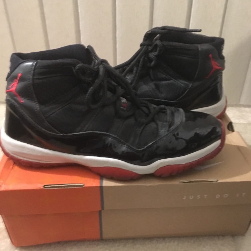 2001 Nike Air Jordan 11 Bred
